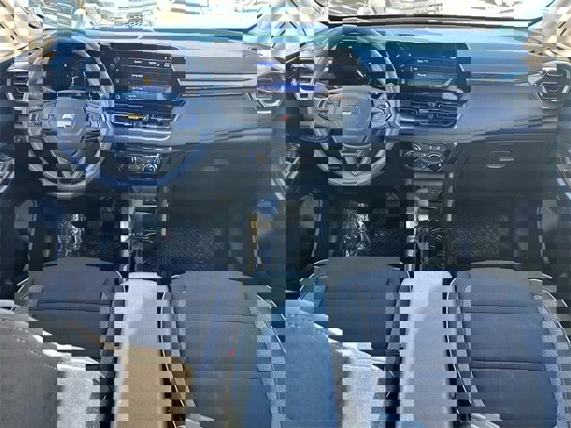 Used 2025 Chevrolet TrailBlazer LT image 16