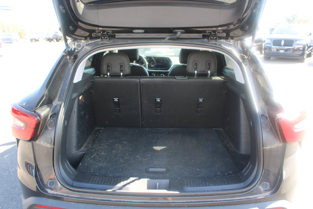 Used 2025 Chevrolet Trax ACTIV w/ Driver Confidence Package FWD image 16