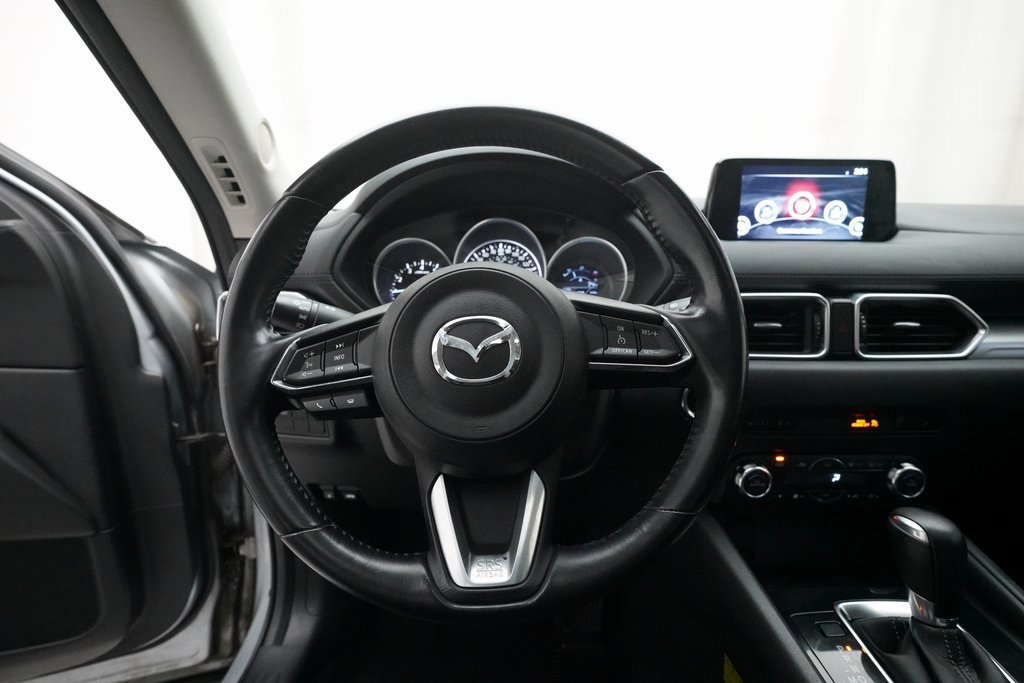 Used 2018 MAZDA CX-5 Touring image 4