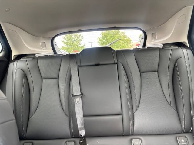 Used 2023 Buick Envision Essence AWD/4WD image 13