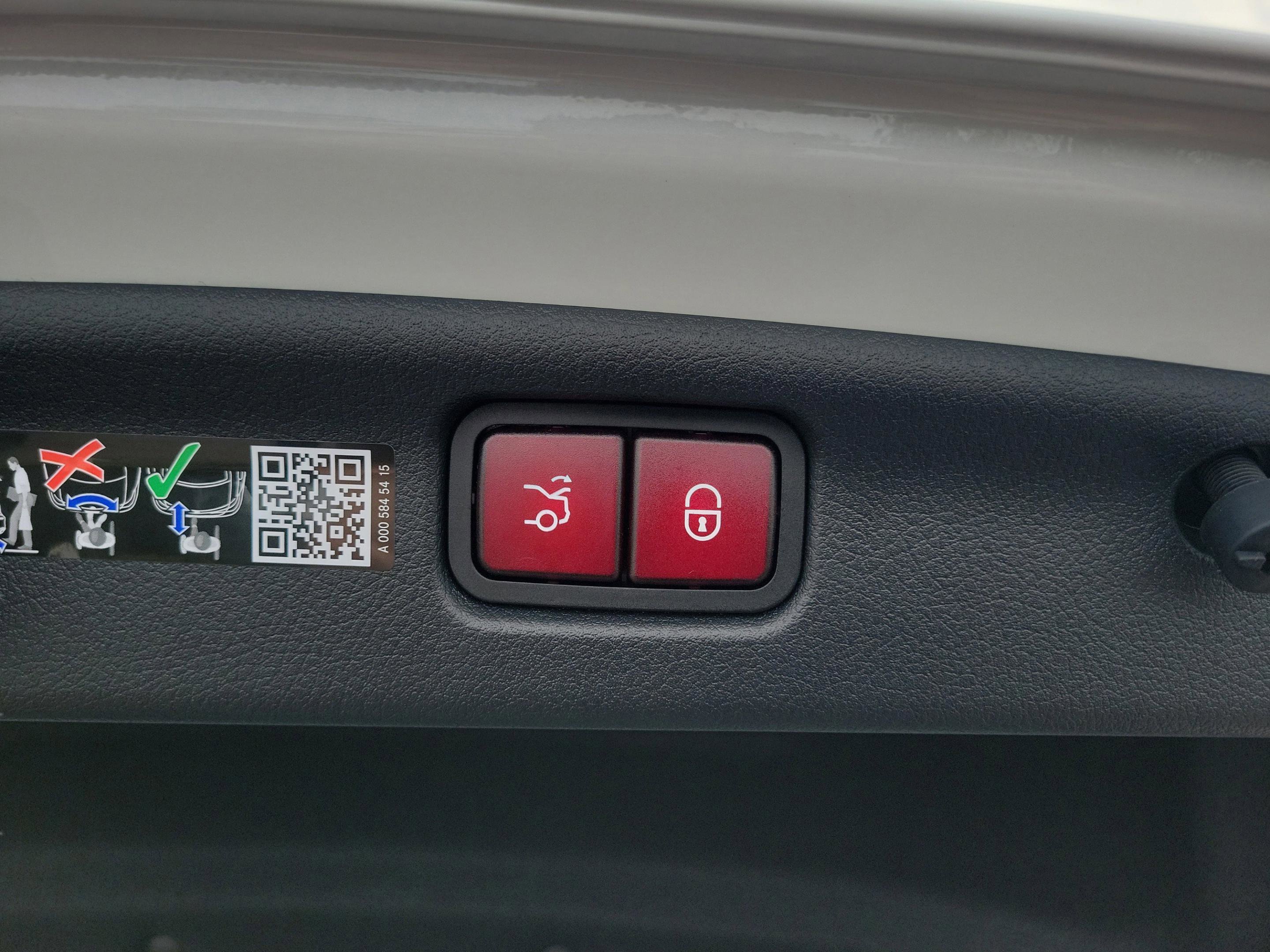 New 2026 Mercedes-Benz C 36 AMG S image 27