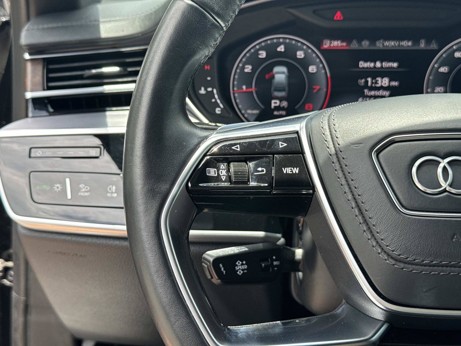 Used 2024 Audi A8 L 3.0T AWD/4WD image 17