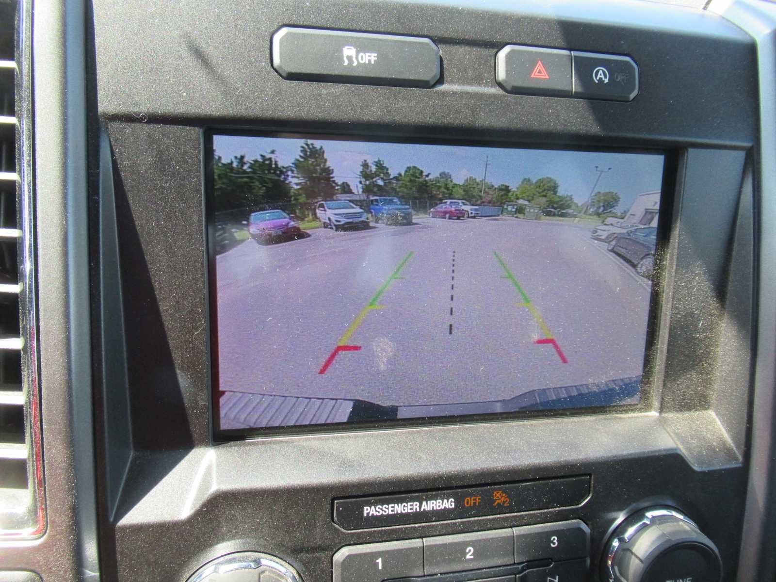 Used 2020 Ford F150 XLT w/ Equipment Group 302A Luxury AWD/4WD image 29