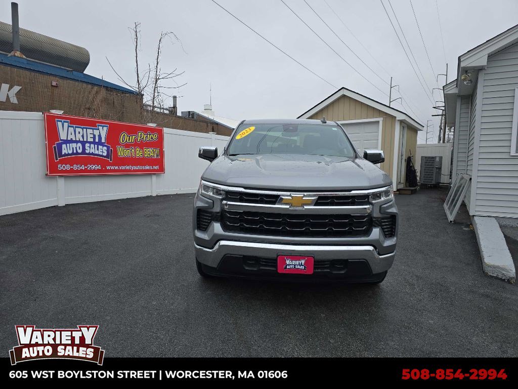 Used 2023 Chevrolet Silverado 1500 LT image 1