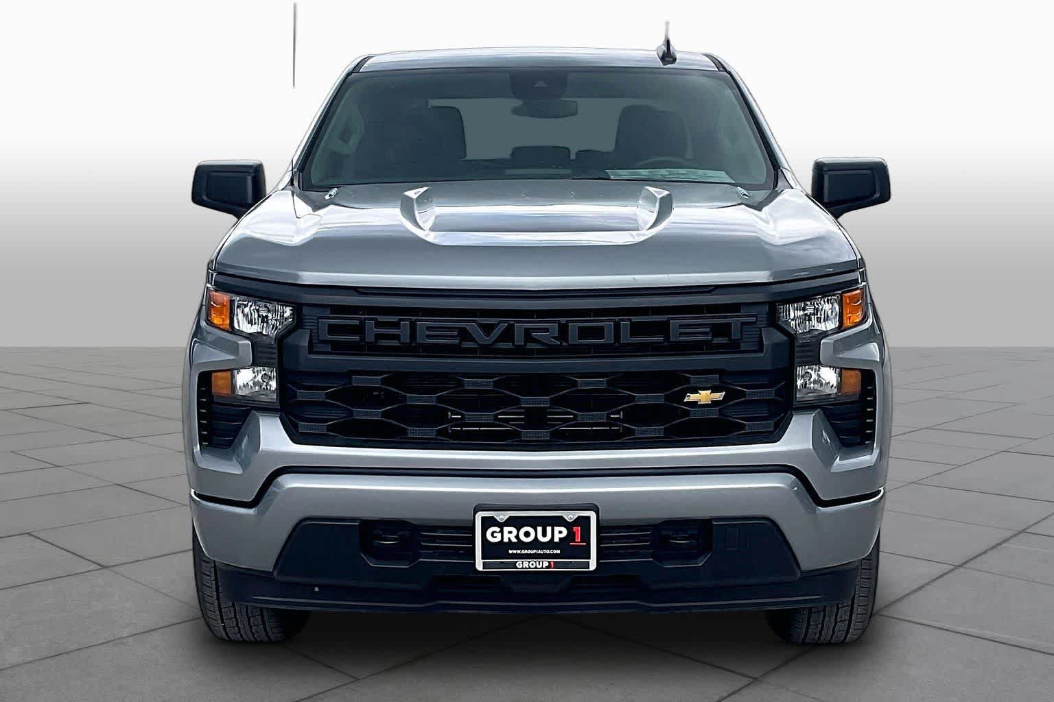 New 2026 Chevrolet Silverado 1500 Custom RWD image 3