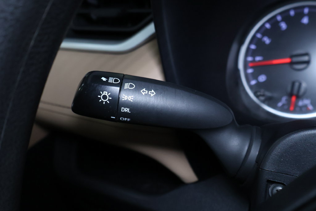 Used 2022 Toyota RAV4 LE AWD/4WD image 20