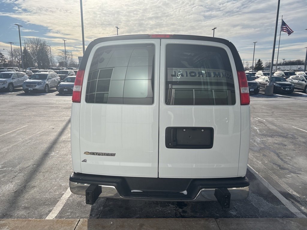 Used 2024 Chevrolet Express 2500 w/ Driver Convenience Package image 5