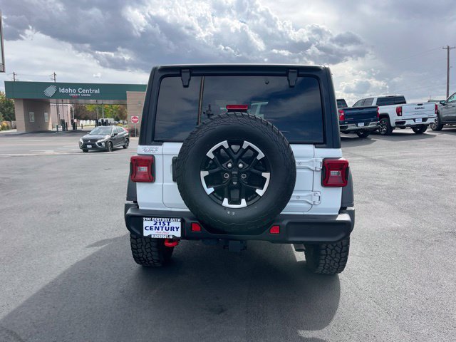 Used 2025 Jeep Wrangler Unlimited Rubicon AWD/4WD image 12