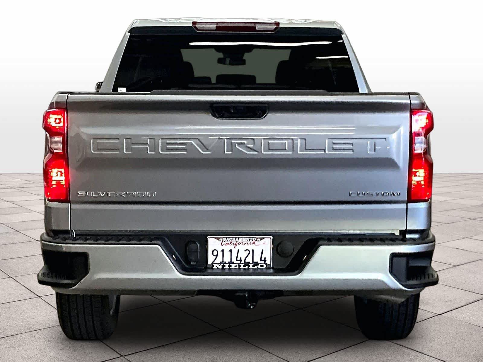 Used 2026 Chevrolet Silverado 1500 Custom RWD image 7