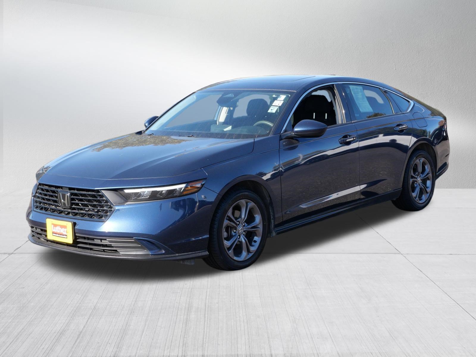Used 2024 Honda Accord EX image 3