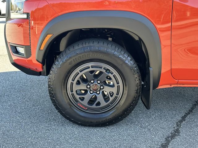 Certified 2025 Nissan Frontier PRO-4X w/ Interior Protection Package image 12