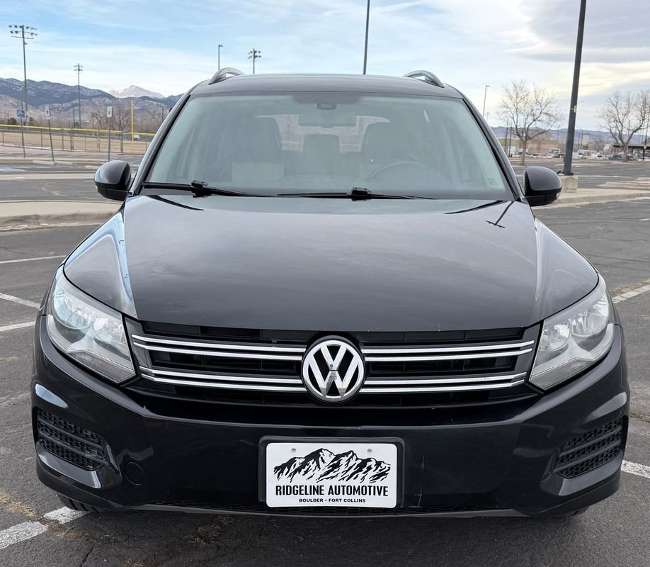 Used 2016 Volkswagen Tiguan S image 2