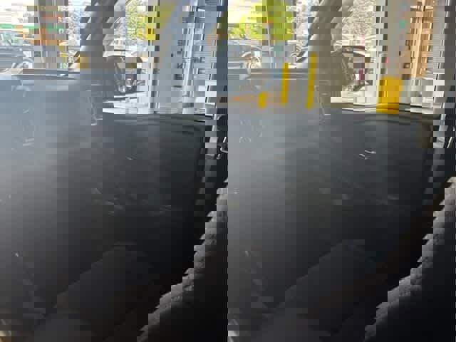 Used 2022 Nissan Frontier SV image 11