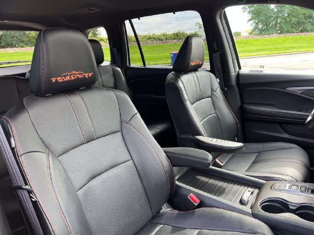 Used 2023 Honda Passport TrailSport image 35