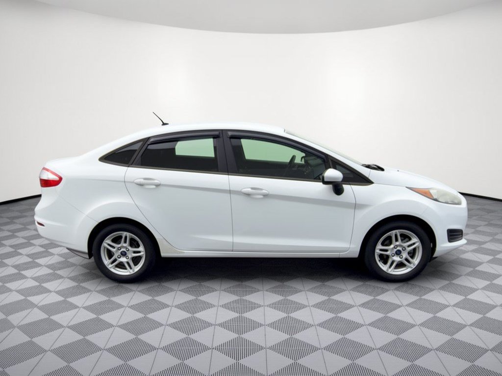 Used 2018 Ford Fiesta SE FWD image 8