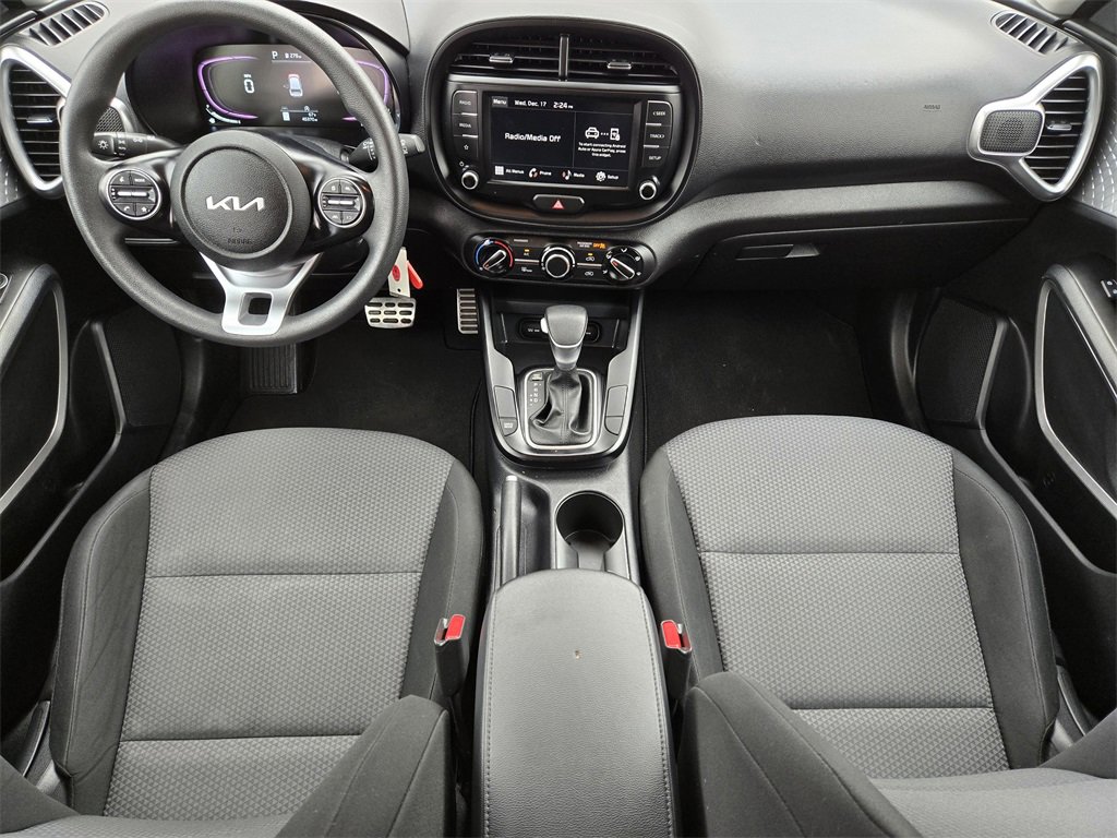 Certified 2023 Kia Soul LX w/ LX Technology Package image 5