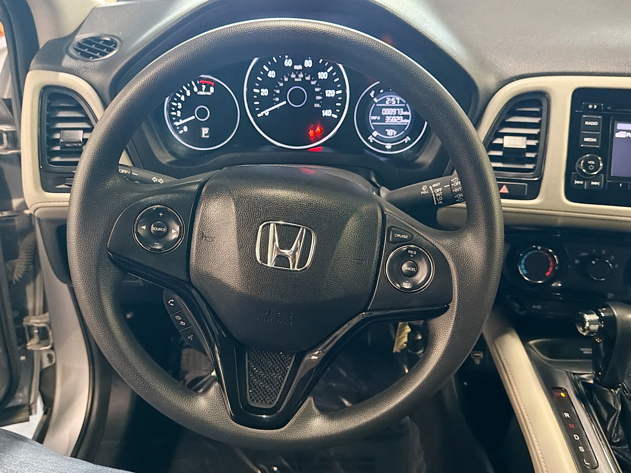 Used 2019 Honda HR-V LX image 17