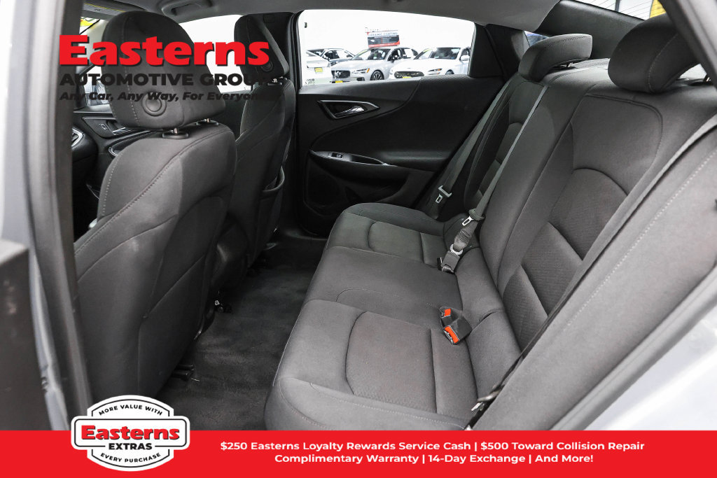 Used 2024 Chevrolet Malibu RS FWD image 21
