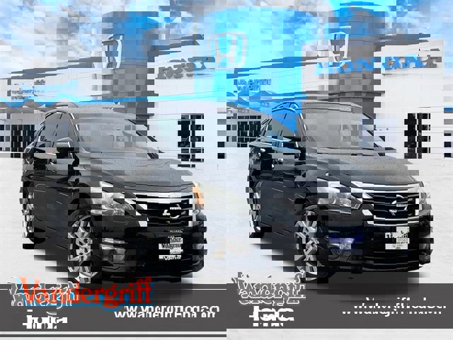 Used 2013 Nissan Altima 3.5 SL w/ Technology Pkg