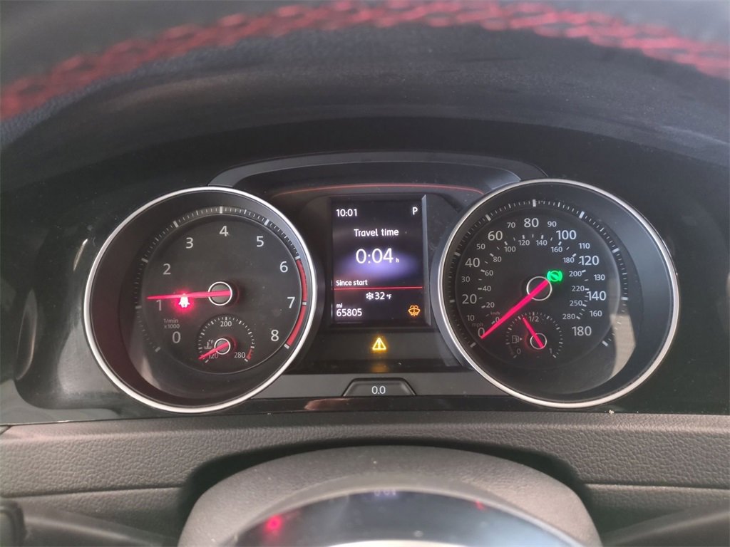 Used 2021 Volkswagen GTI SE image 20