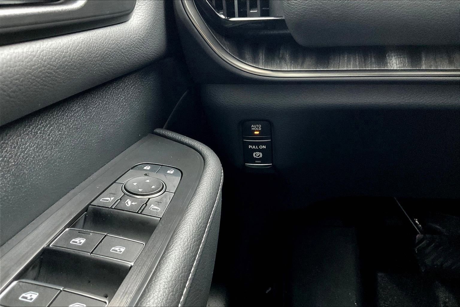 Used 2025 Nissan Armada PRO-4X w/ Pro-4X Premium Package image 41