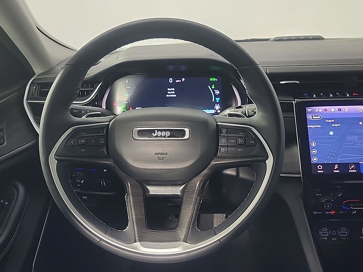 Used 2022 Jeep Grand Cherokee Limited 4xe image 21