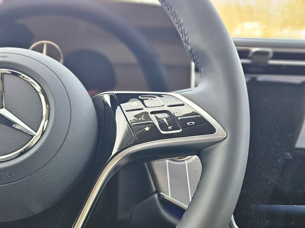 New 2026 Mercedes-Benz E 350 4MATIC Sedan image 29