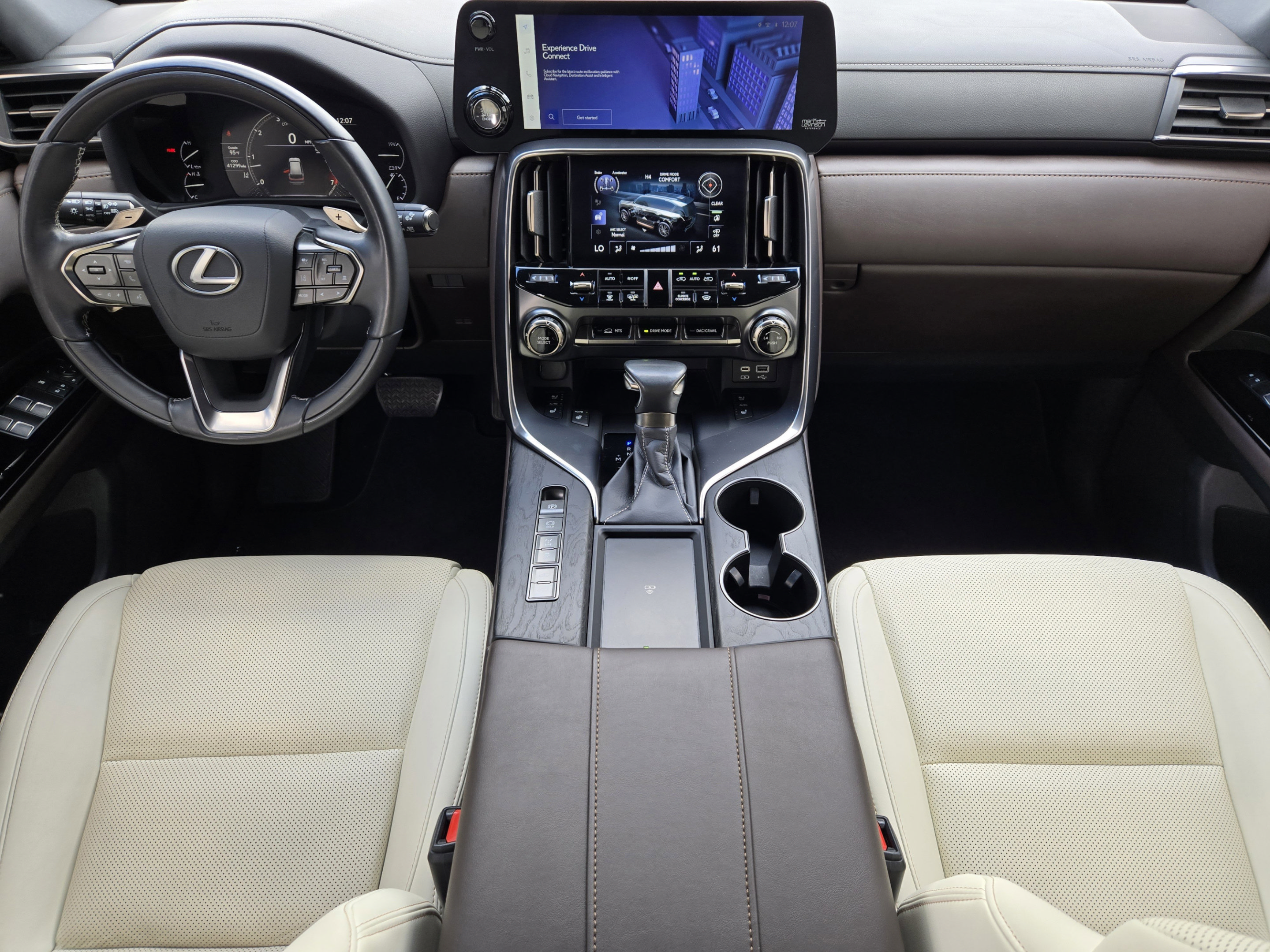 Used 2023 Lexus LX 600 4WD w/ Appearance Package image 29