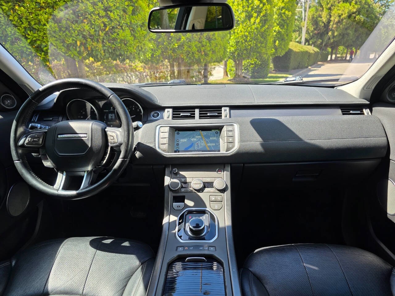 Used 2018 Land Rover Range Rover Evoque SE Premium AWD/4WD image 13