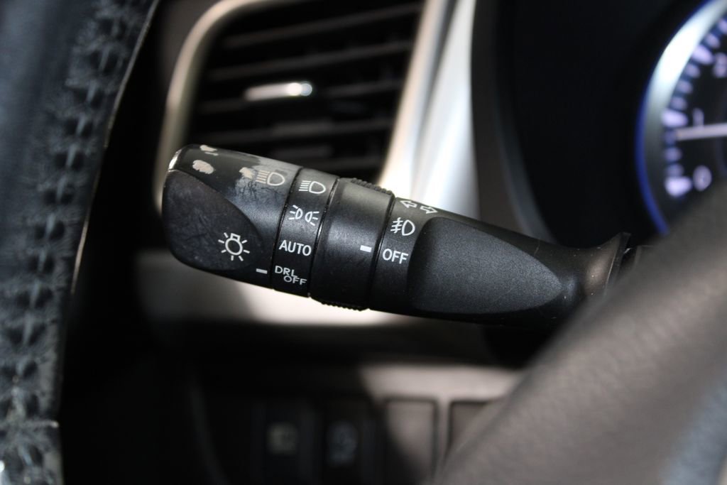 Used 2017 Toyota Highlander XLE image 38