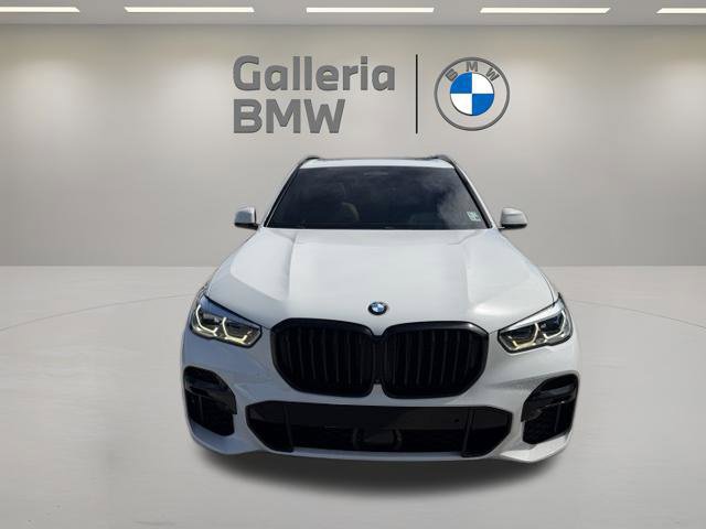 Used 2022 BMW X5 sDrive40i w/ M Sport Package RWD image 2