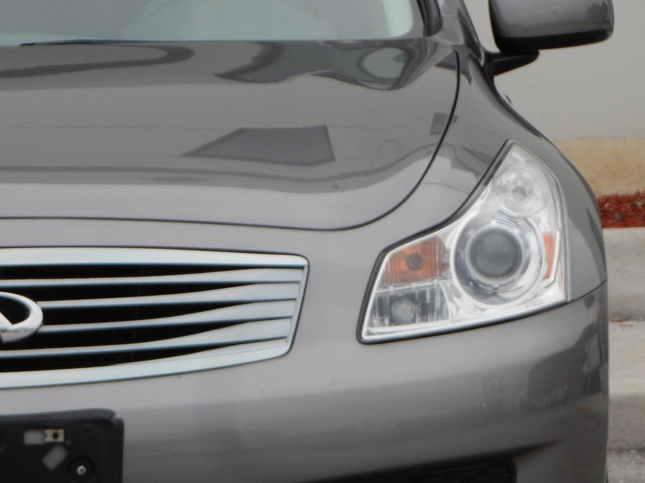 Used 2007 INFINITI G35 Journey w/ Performance Tire & Wheel Pkg image 8