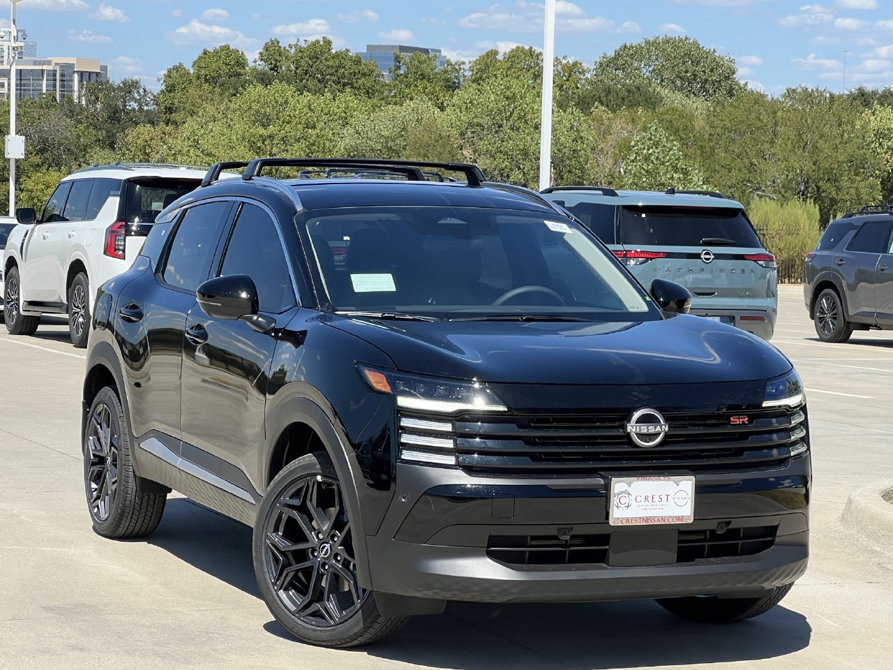 New 2027 Nissan Kicks SR AWD/4WD image 2