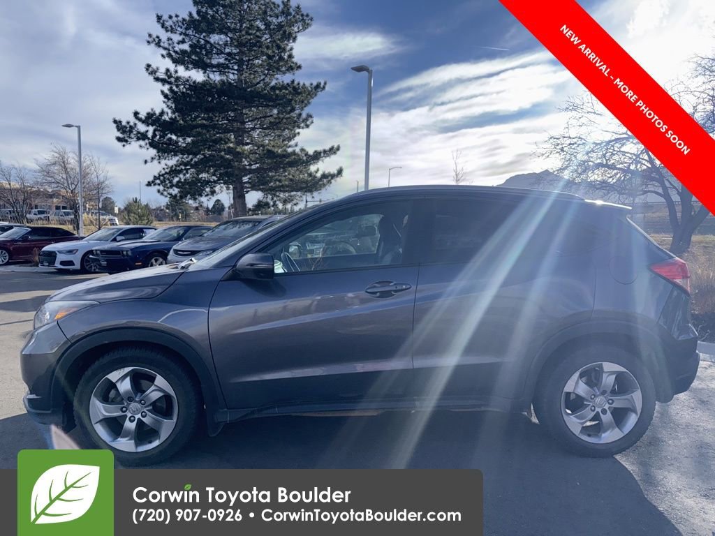 Used 2017 Honda HR-V EX-L image 4