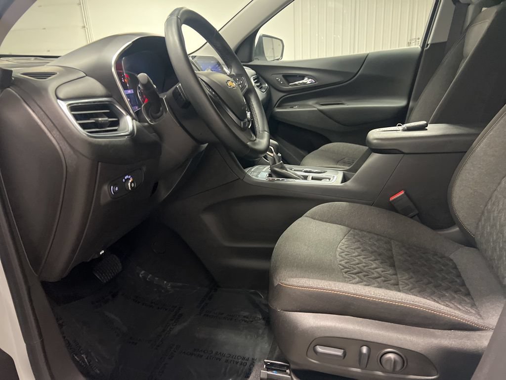 Certified 2024 Chevrolet Equinox LT AWD/4WD image 12