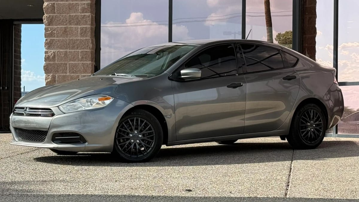 Used 2013 Dodge Dart SE w/ Value Group FWD image 3