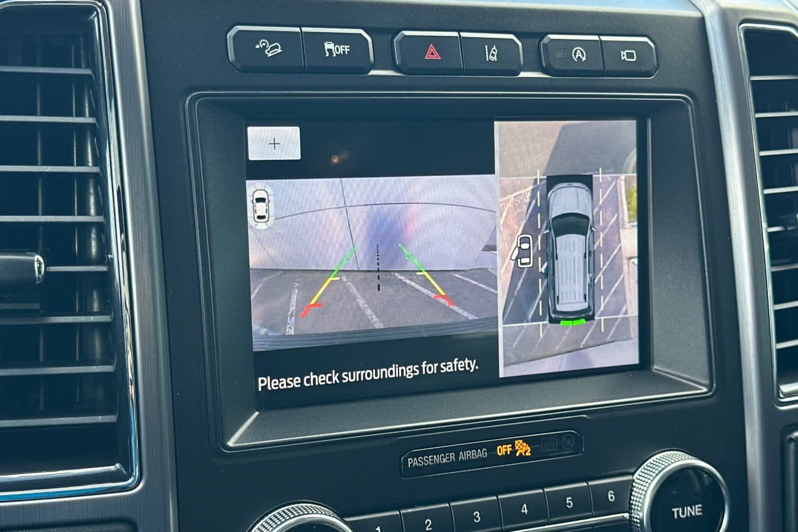 Certified 2020 Ford Expedition Platinum image 21