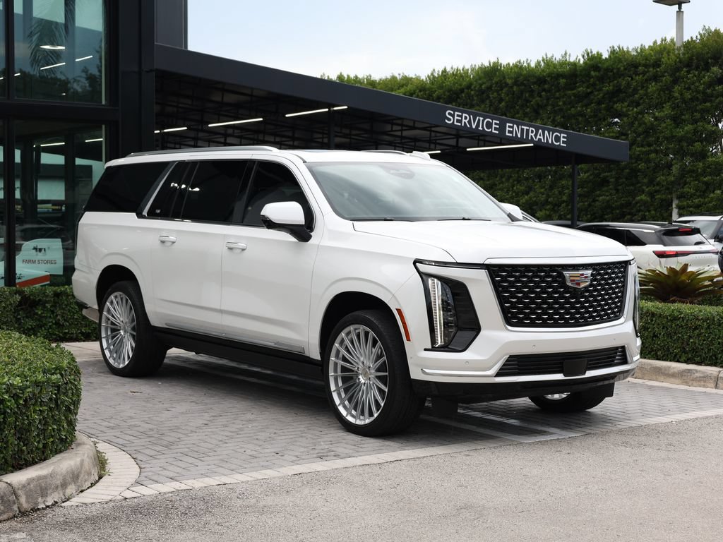 Used 2025 Cadillac Escalade ESV Premium Luxury w/ LPO, Floor Liner Package AWD/4WD image 2