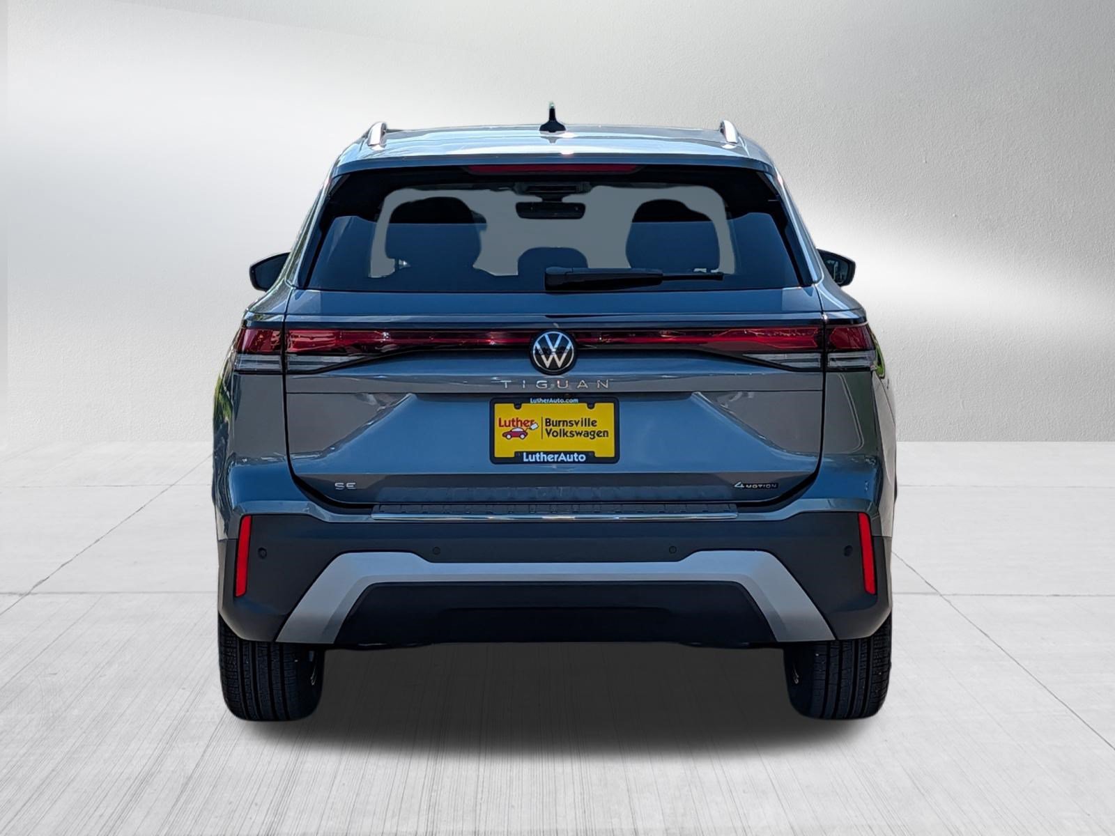 Certified 2026 Volkswagen Tiguan SE AWD/4WD image 6