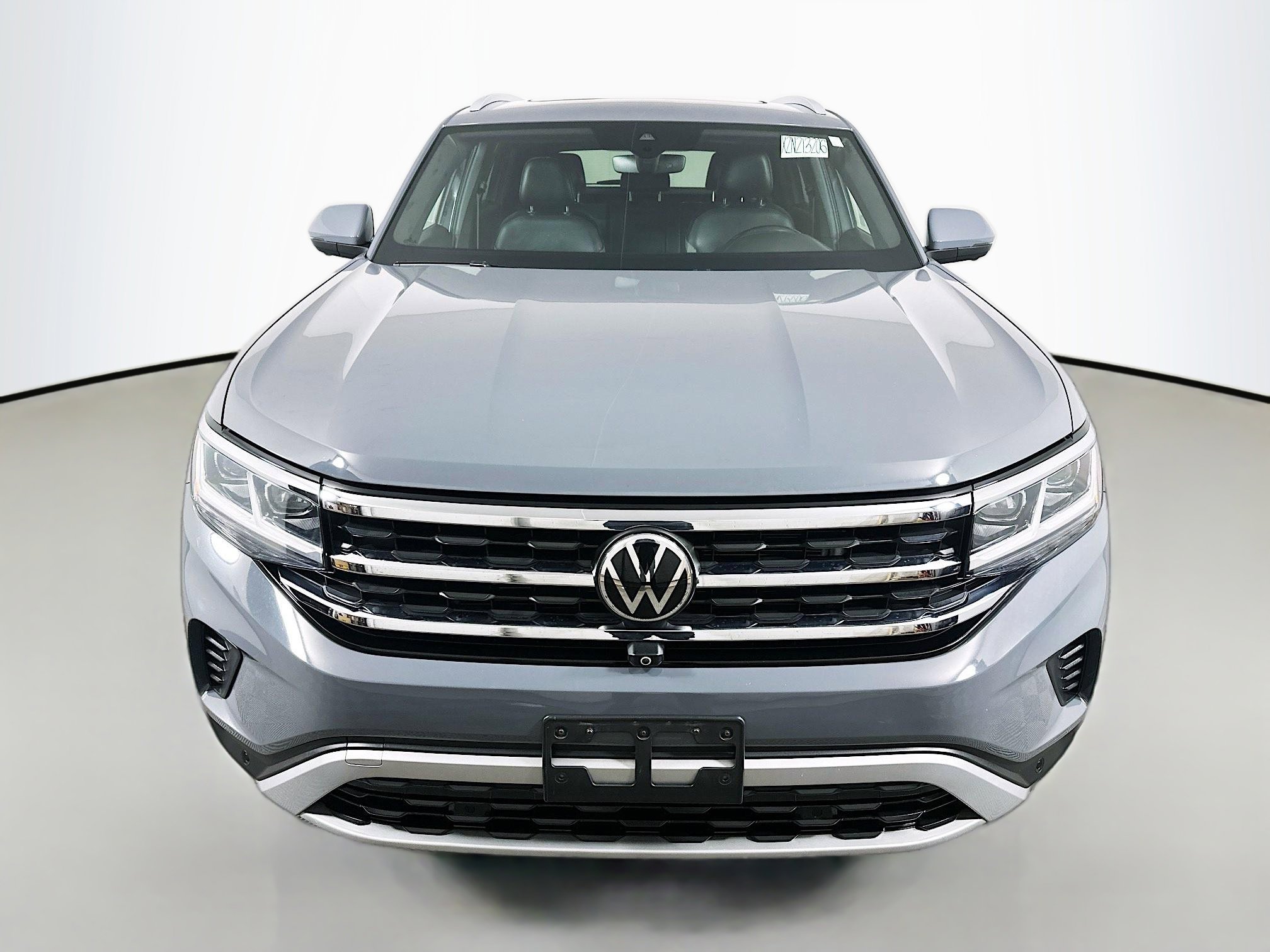 Used 2020 Volkswagen Atlas Cross Sport SEL Premium image 2