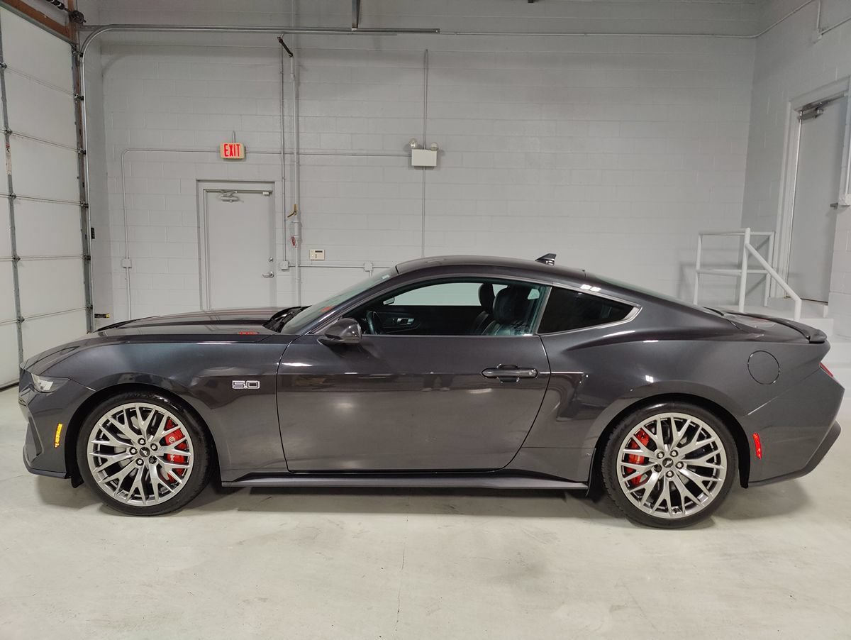 Used 2024 Ford Mustang GT Premium RWD image 22