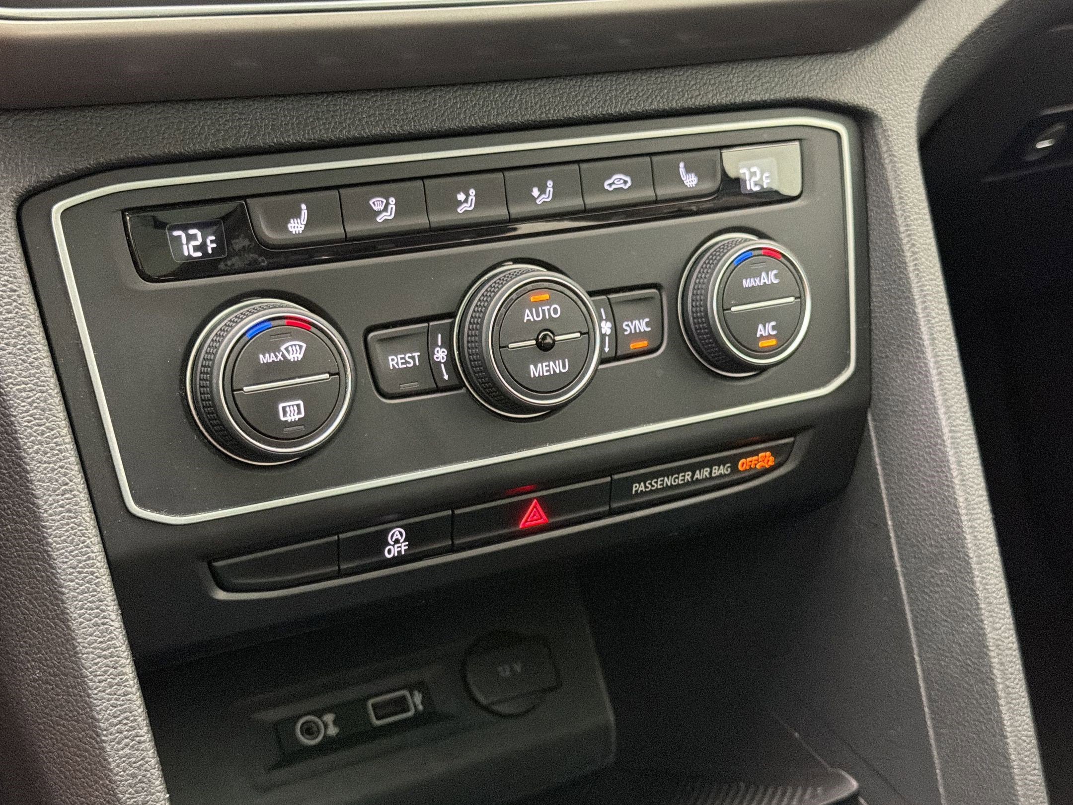 Used 2019 Volkswagen Atlas SE FWD image 19