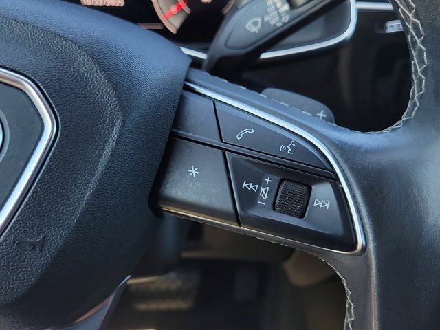 Used 2021 Audi Q8 Premium w/ Black Optic Package image 15