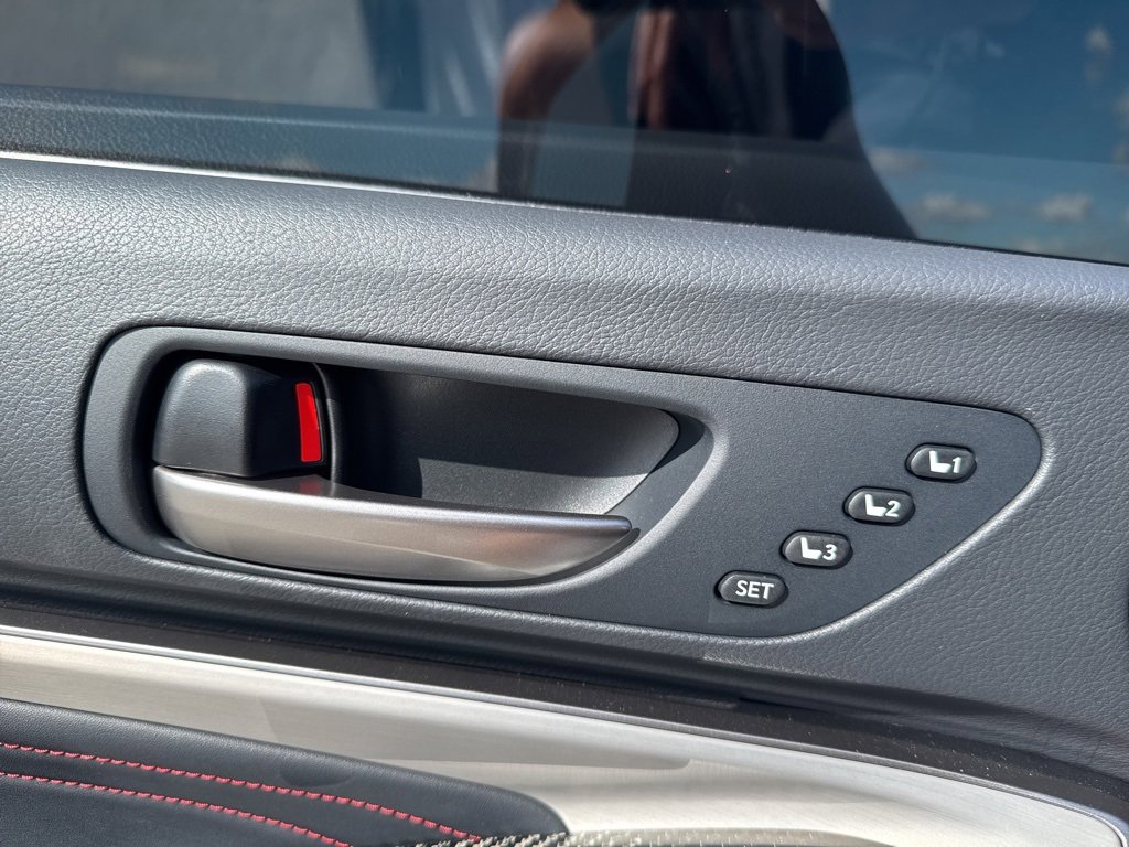 Used 2025 Lexus RC F Final Edition image 15