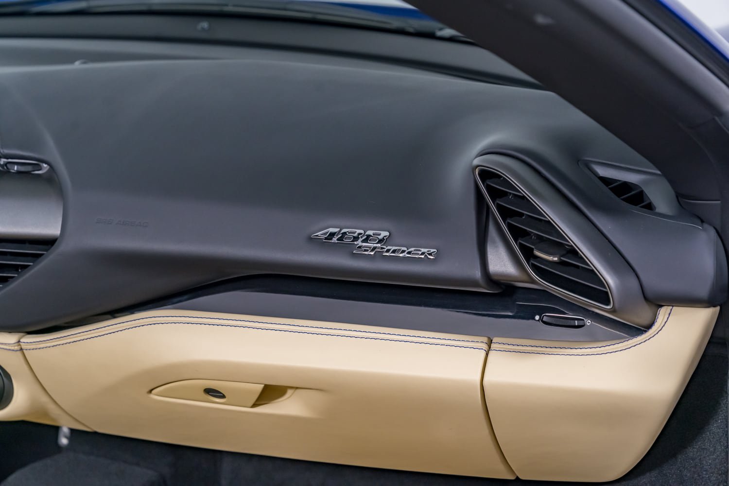 Certified 2019 Ferrari 488 Spider RWD image 38
