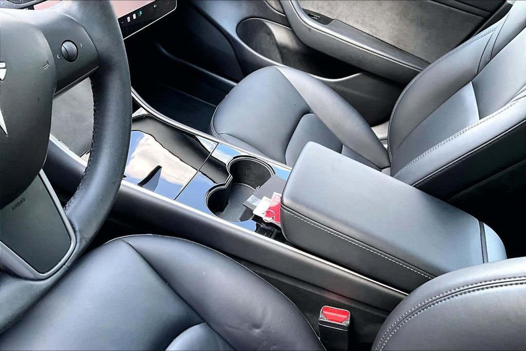 Used 2020 Tesla Model 3 Long Range image 18