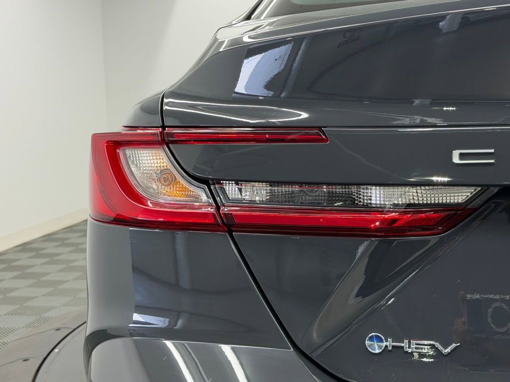 Used 2026 Toyota Camry LE image 11