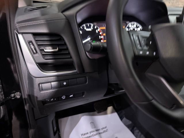 Certified 2025 Nissan Rogue SV image 13