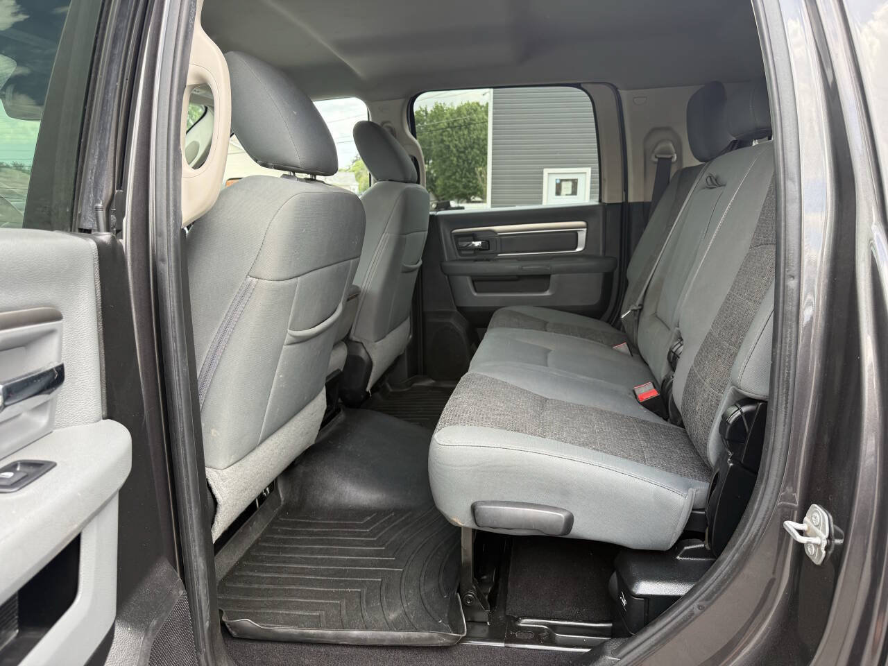 Used 2018 RAM 3500 Big Horn AWD/4WD image 17