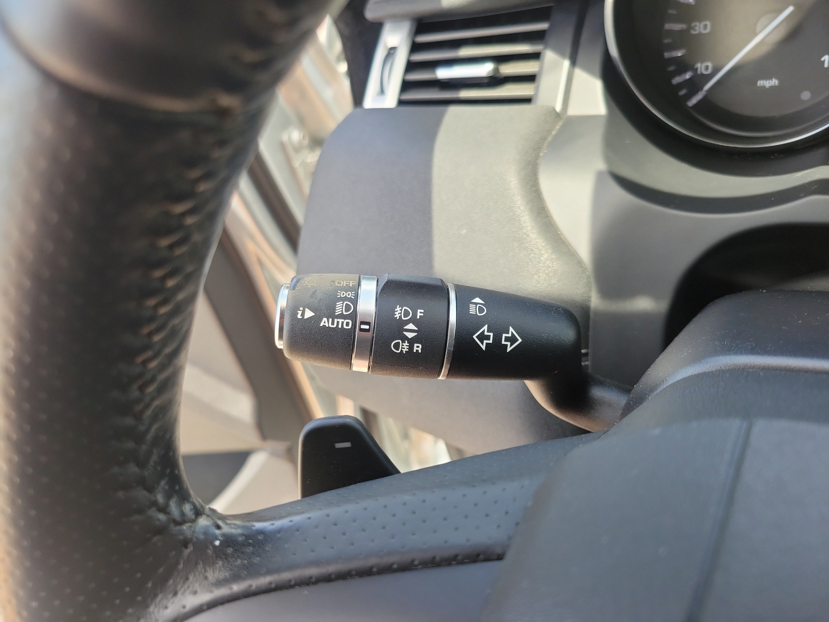 Used 2015 Land Rover Range Rover Evoque Dynamic AWD/4WD image 15